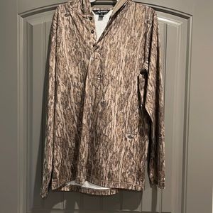 Camo lightweight camo medium pullover with hood